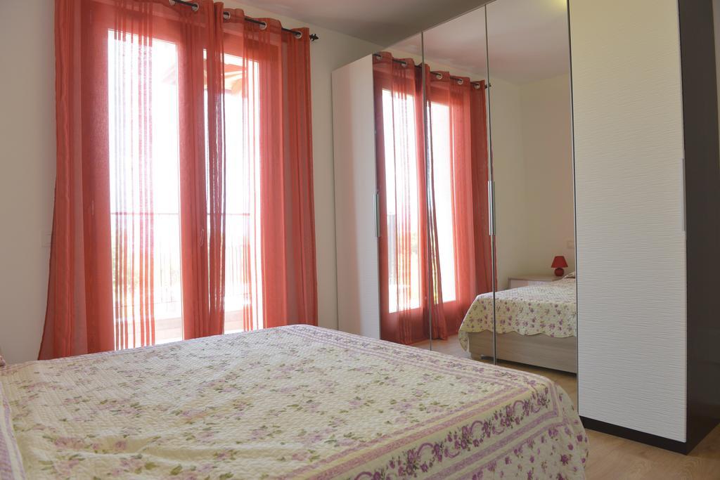 Villa Artemia Manerba del Garda Szoba fotó