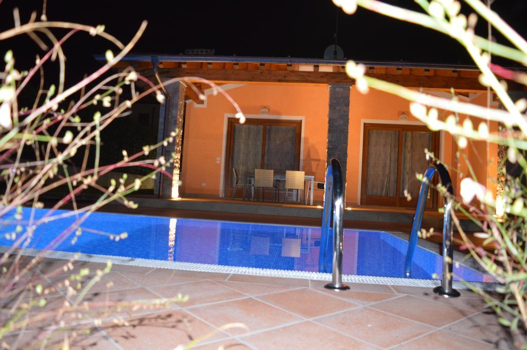 Villa Artemia Manerba del Garda Szoba fotó